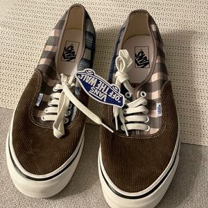 Men’s vans corduroy shoes with pattern